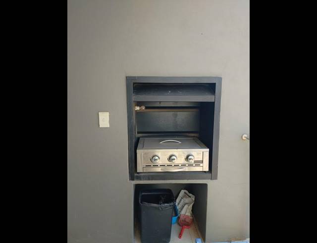 1 BEDROOM APARTMENT FOR SALE IN MODDERFONTEIN